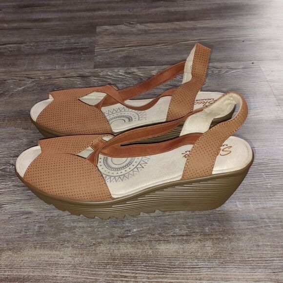 Skechers memory foam brown strap wedge sandals Sz 9.5 NWOT - Picture 3 of 7